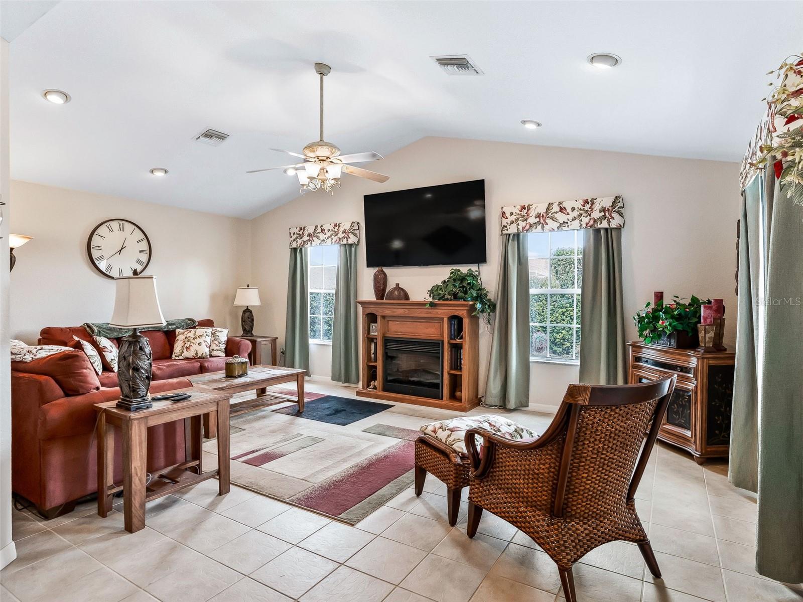 STONECREST - Residential