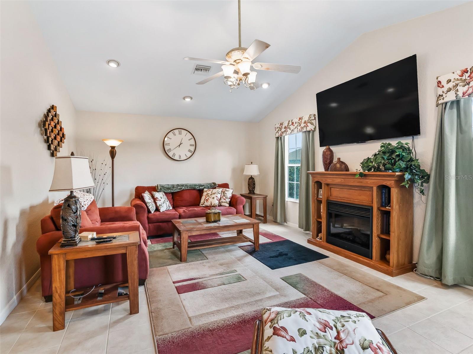 STONECREST - Residential