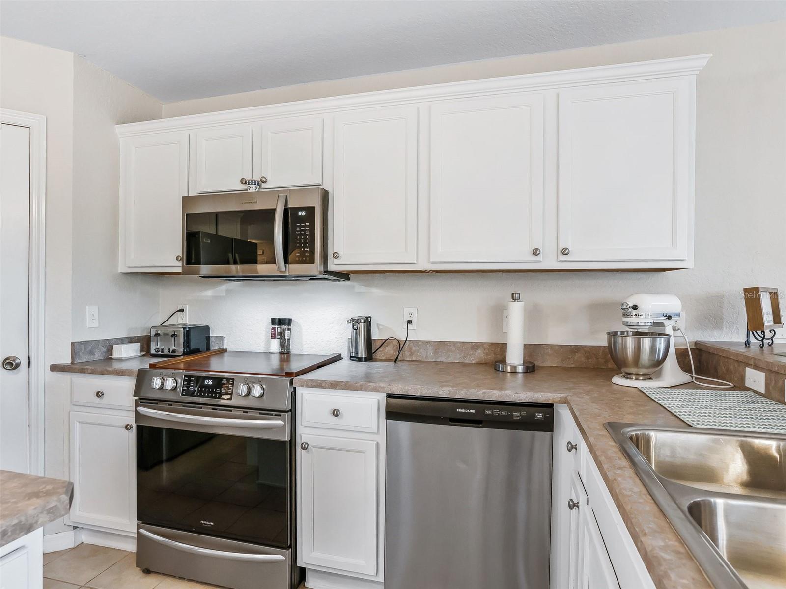 STONECREST - Residential