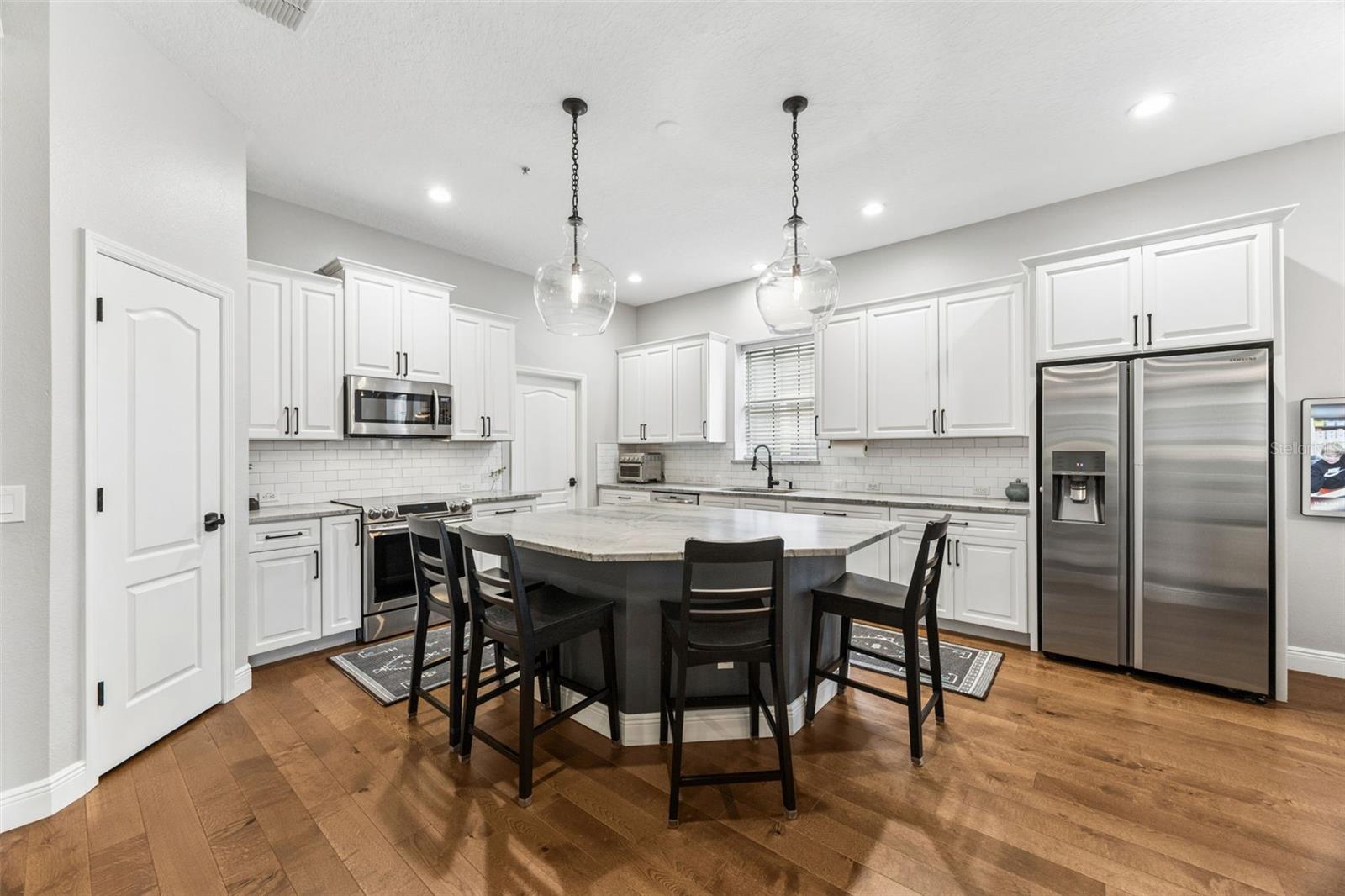 BALDWIN PARK UT 01 50 121 - Residential