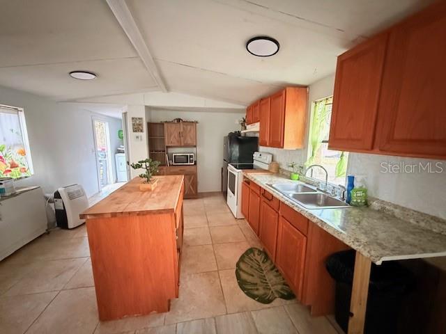 FLORIDA HIGHLANDS - Residential