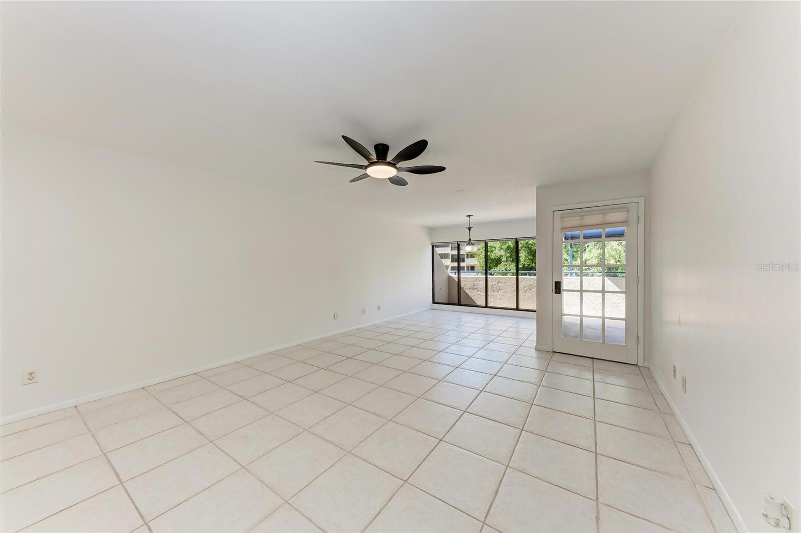 835 S OSPREY AVENUE 101