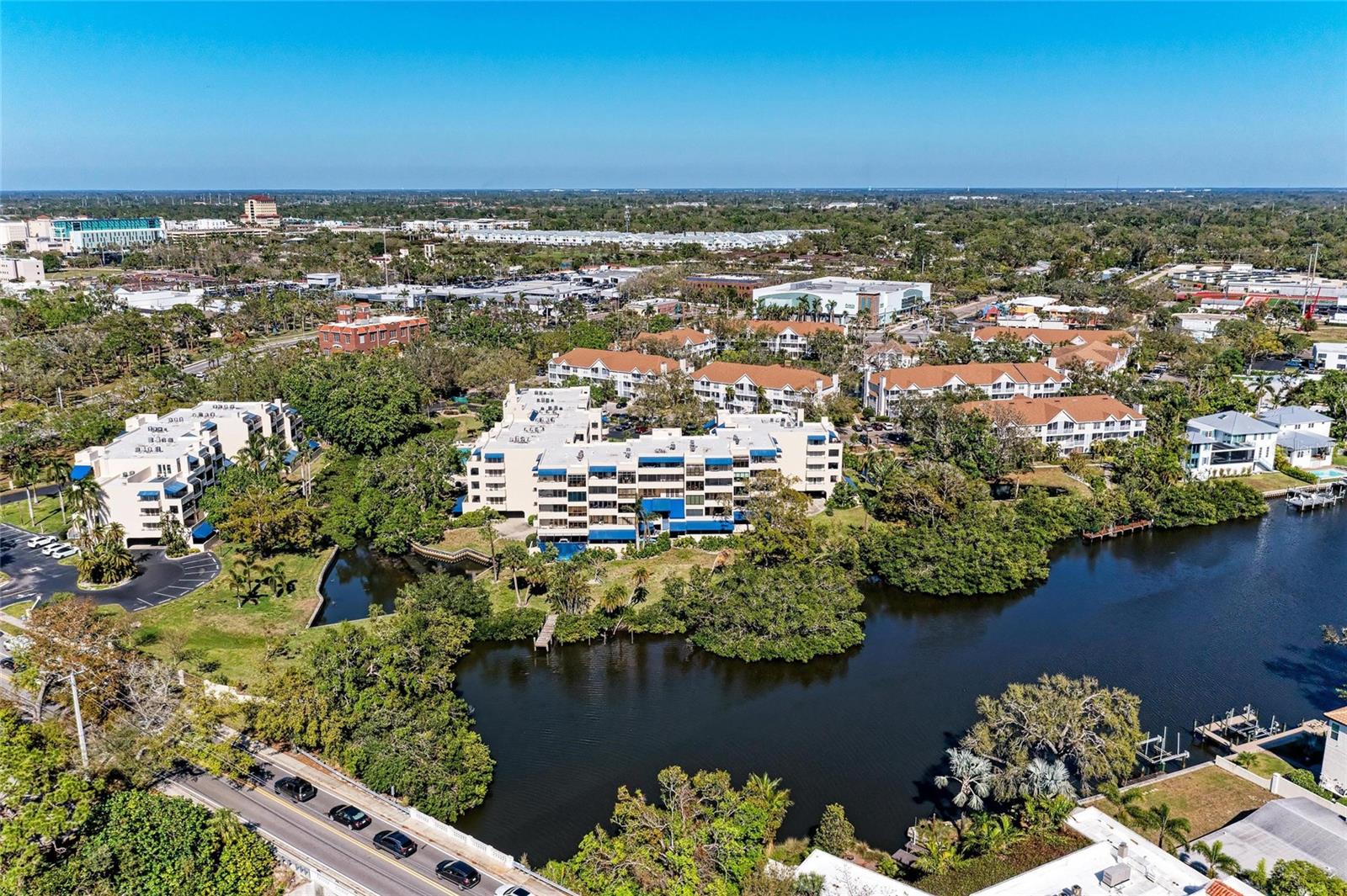 CENTRAL PARK - Residential