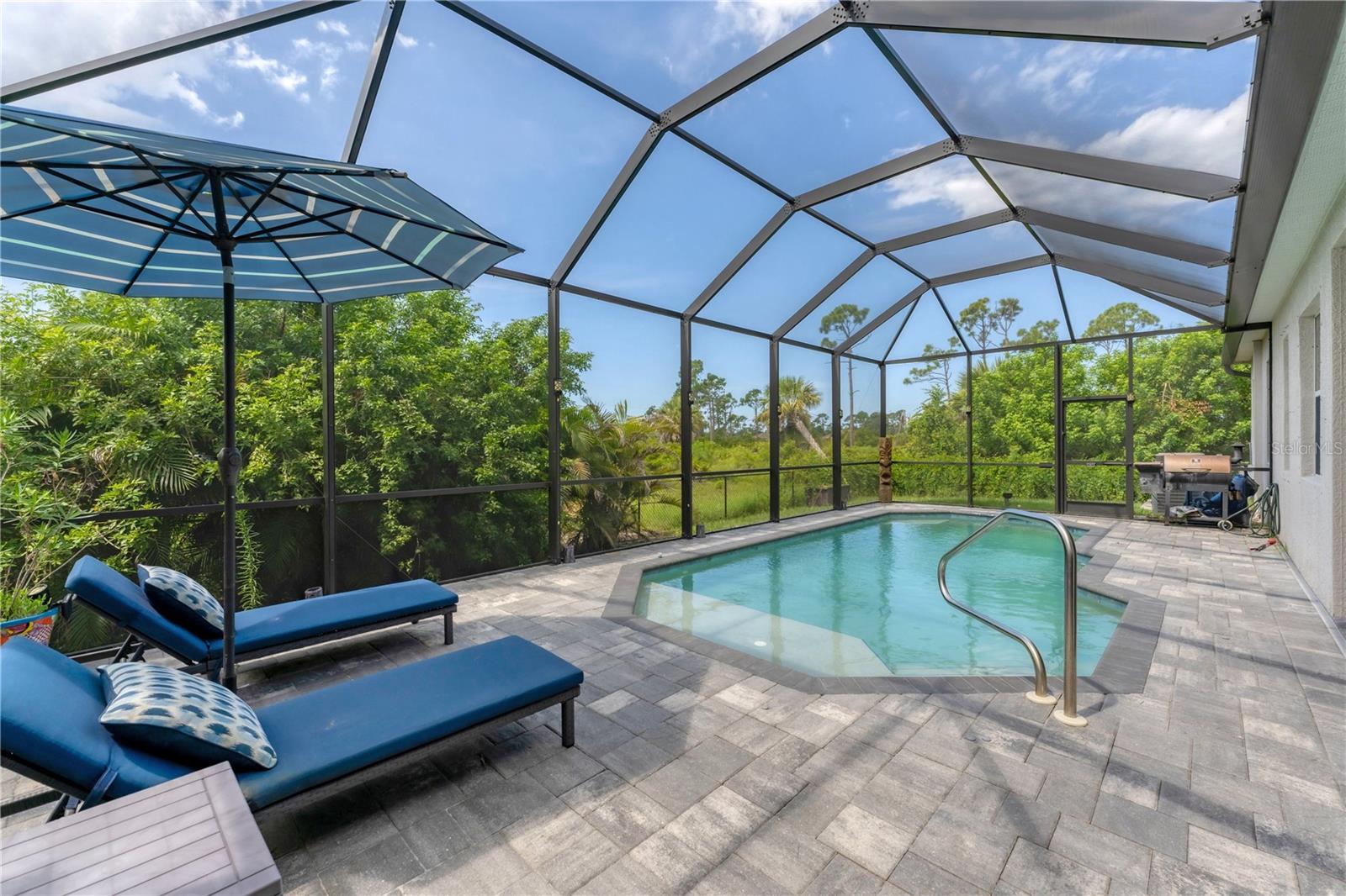 ROTONDA SANDS - Residential