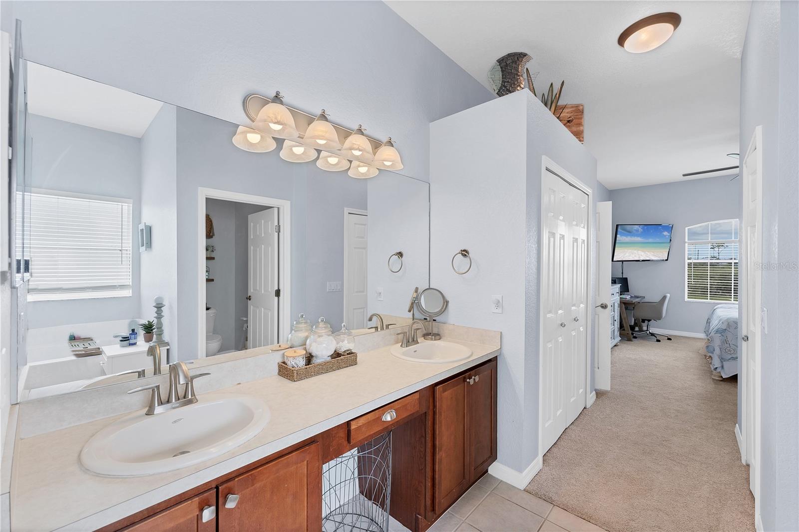ROTONDA SANDS - Residential