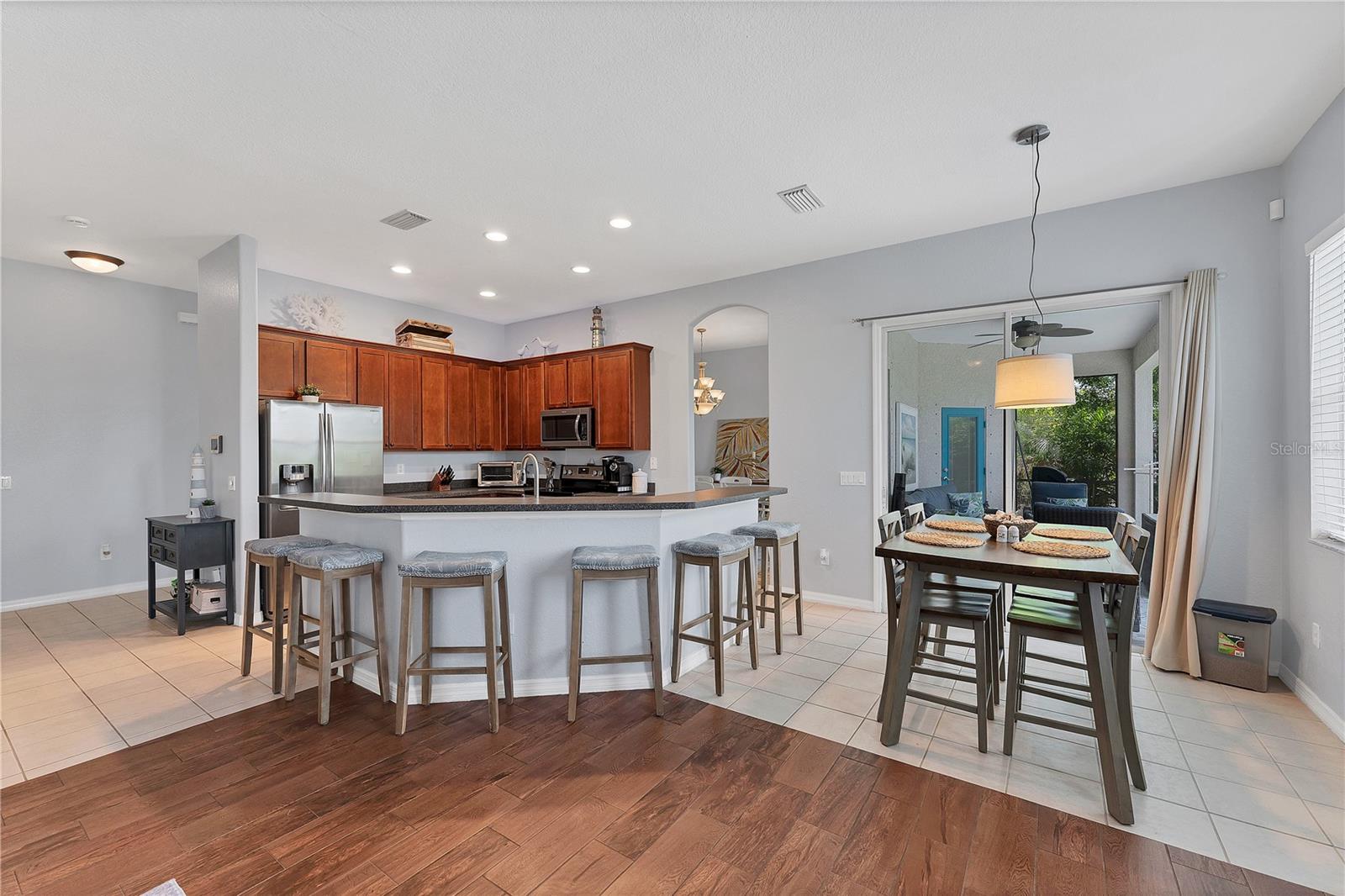 ROTONDA SANDS - Residential