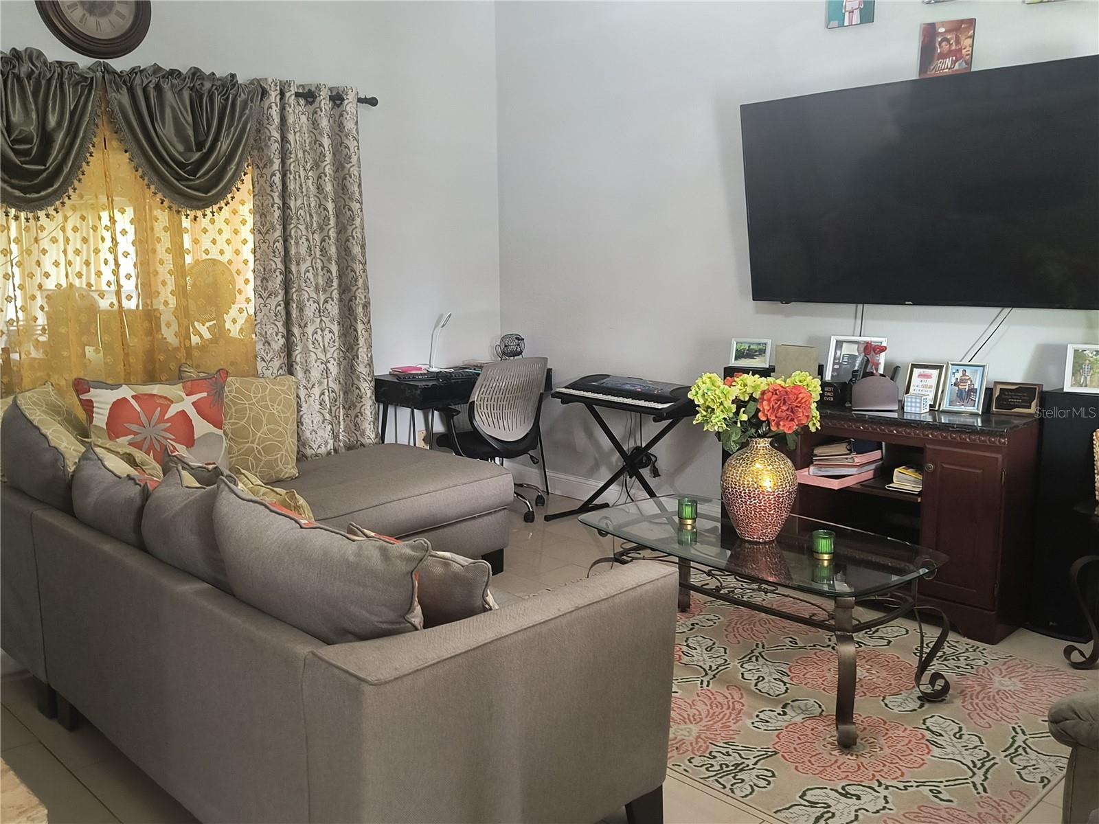 KENSINGTON SEC 04 - Residential