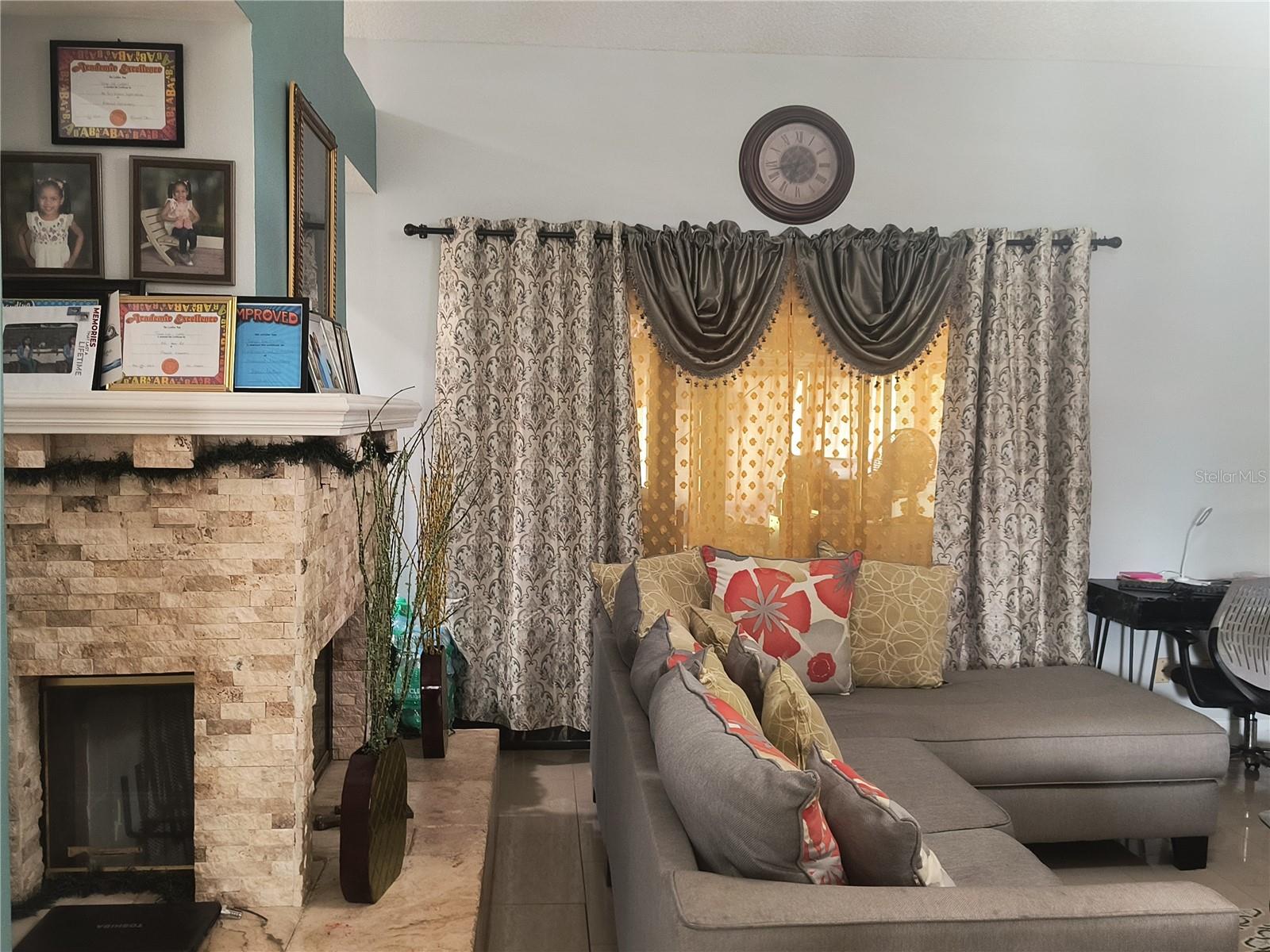 KENSINGTON SEC 04 - Residential