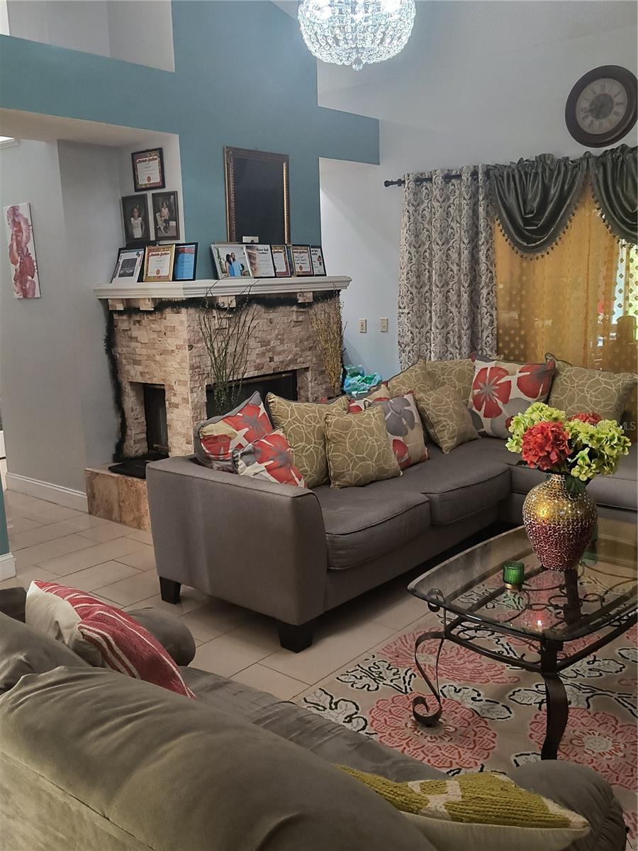 KENSINGTON SEC 04 - Residential