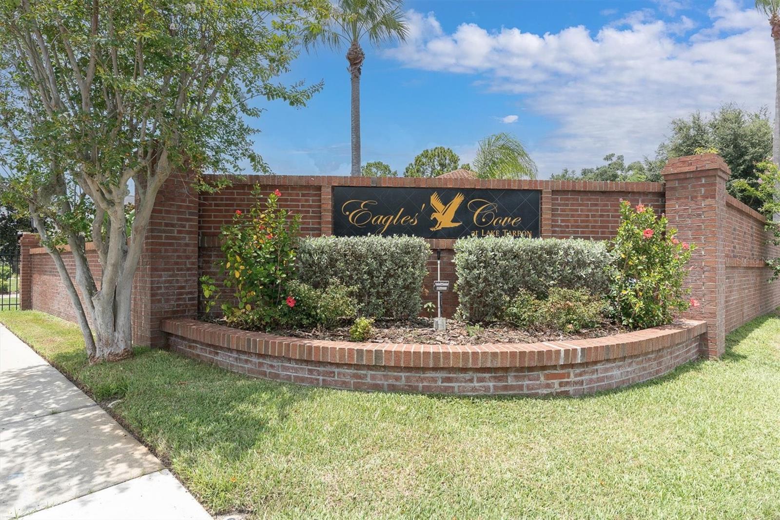 4270 COVE DRIVE