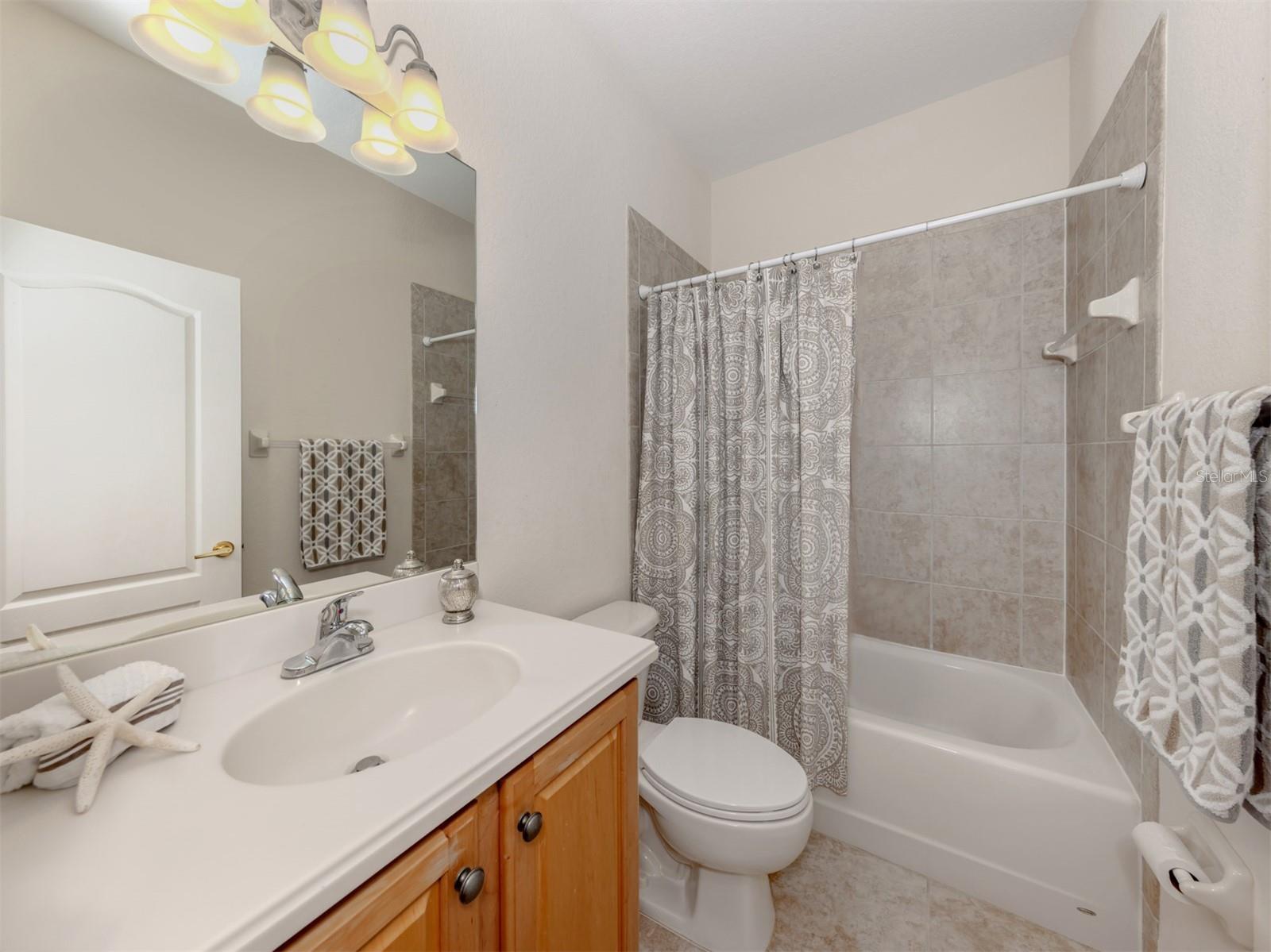 STONEYBROOK AT VENICE - Residential