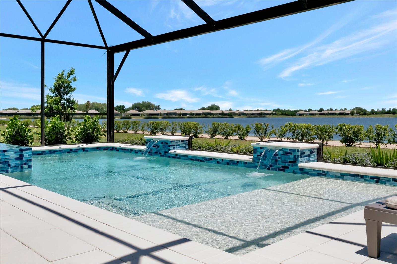 LAKEHOUSE COVE/WATERSIDE PH 5 - Residential