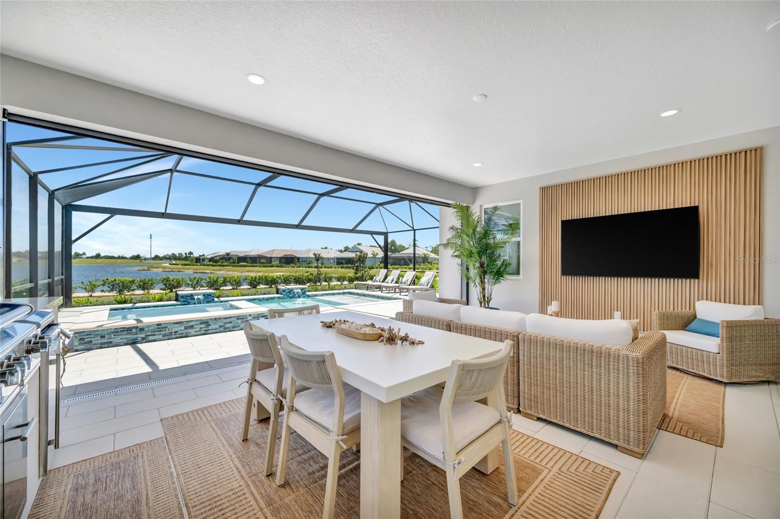 LAKEHOUSE COVE/WATERSIDE PH 5 - Residential