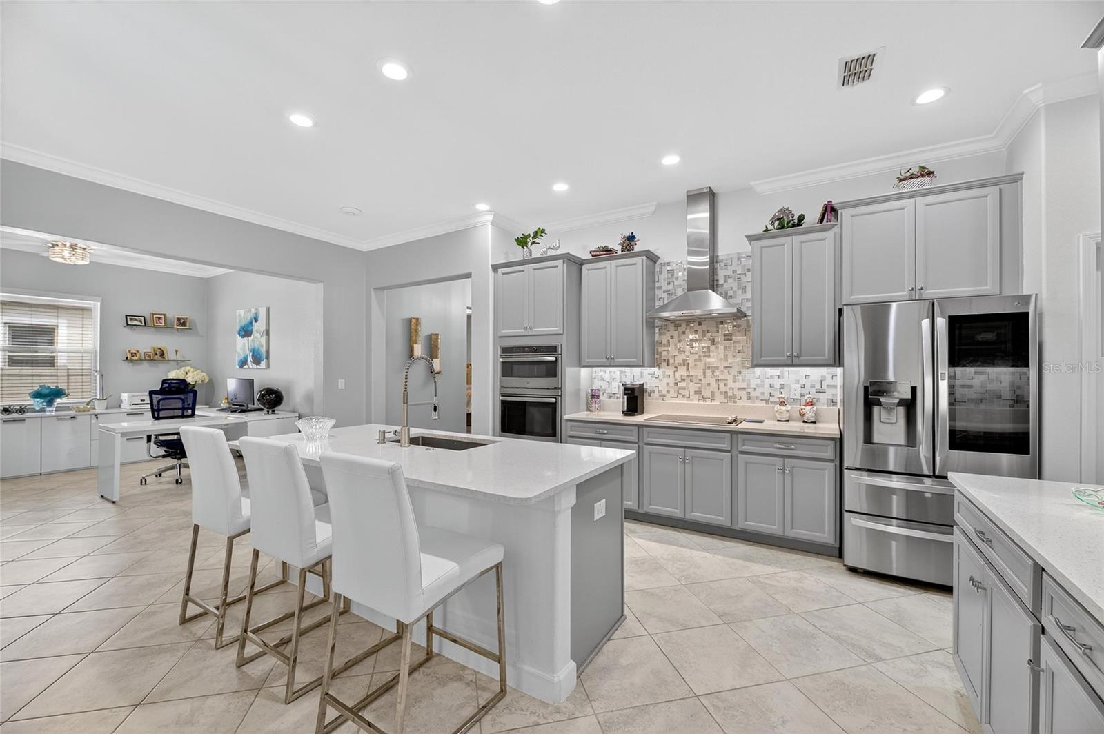 MEDLEY AT SOUTHSHORE BAY - Residential