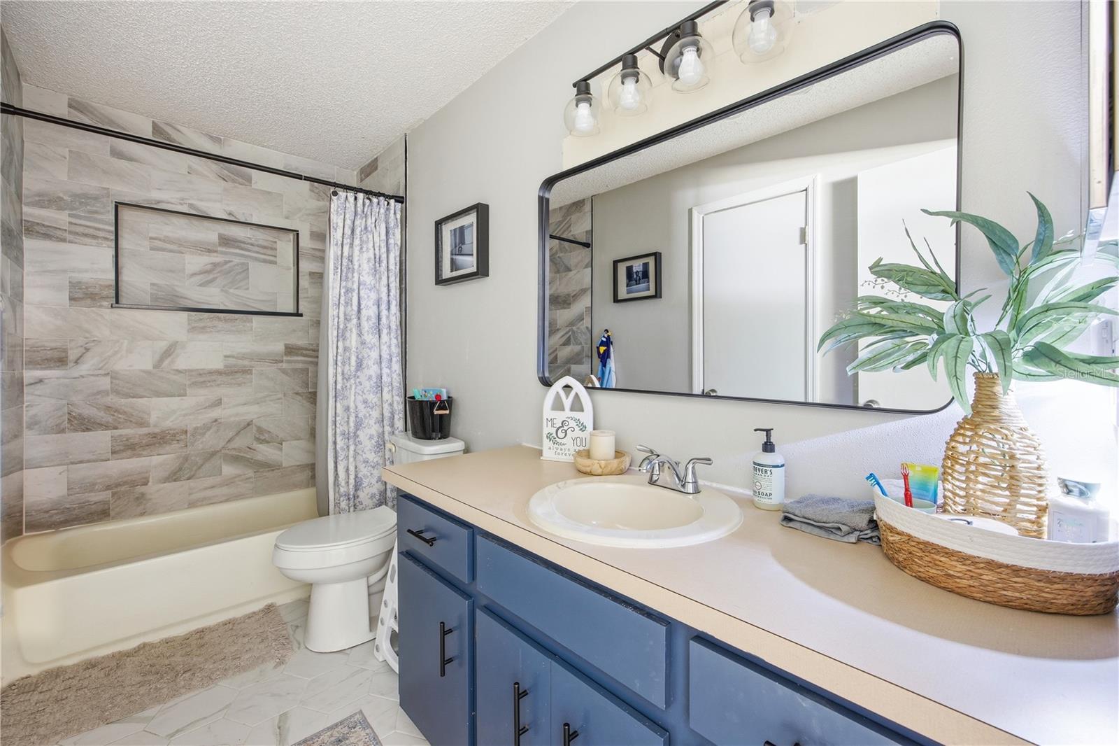 NESTOR-JONES - Residential