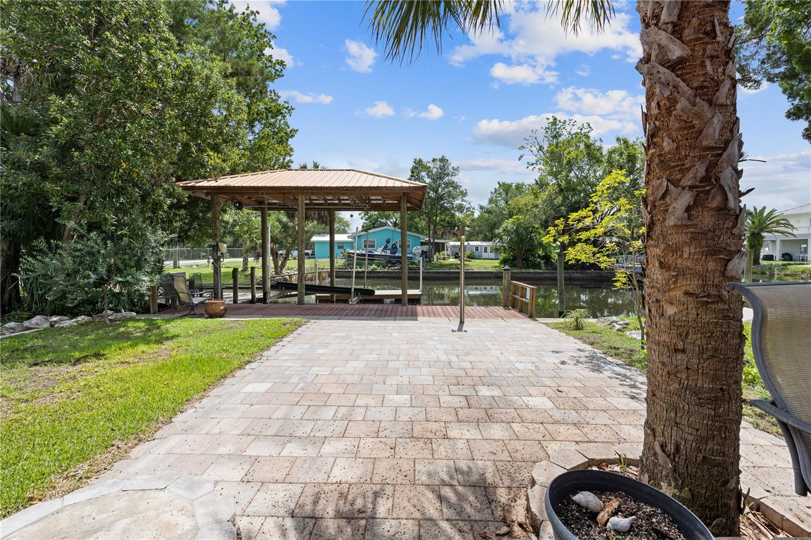 1950 NW 19TH STREET