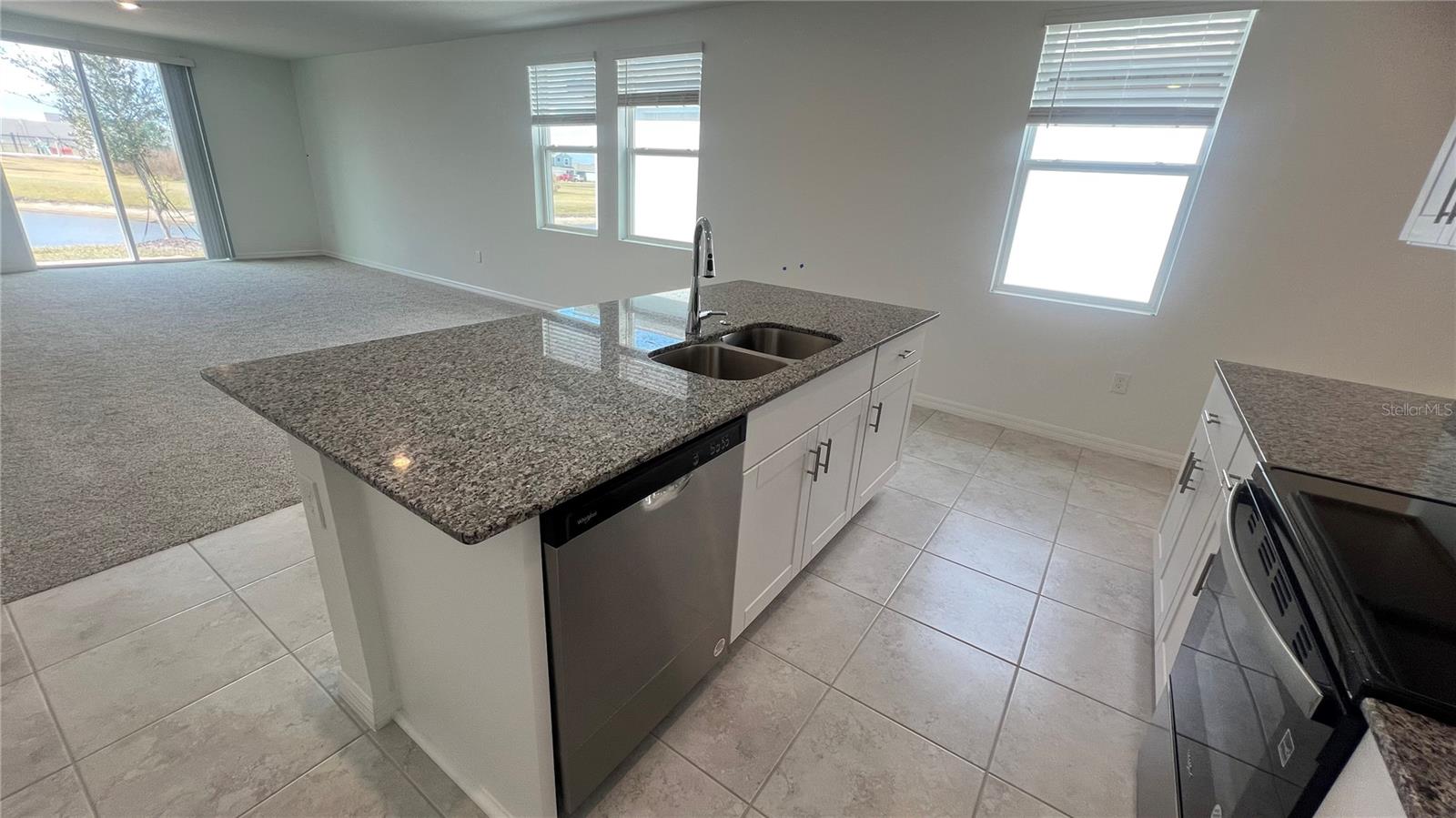 LAKE DEER ESTATES - Residential Lease