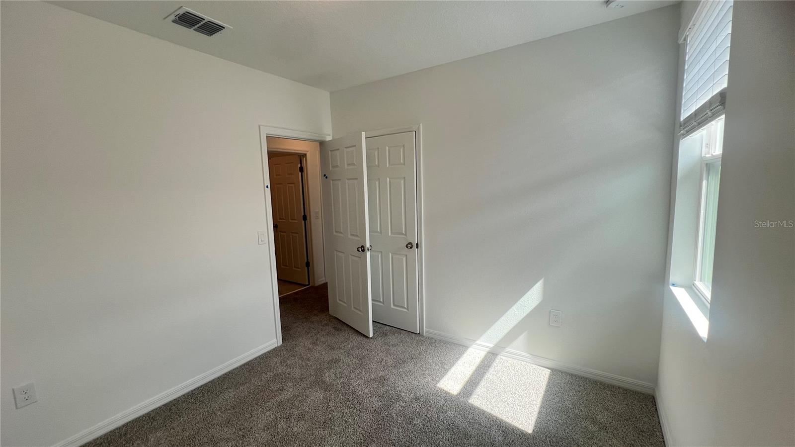 LAKE DEER ESTATES - Residential Lease