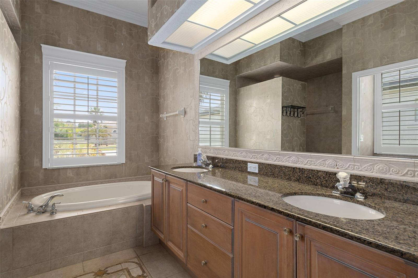 HERNANDO OAKS PH 1 - Residential