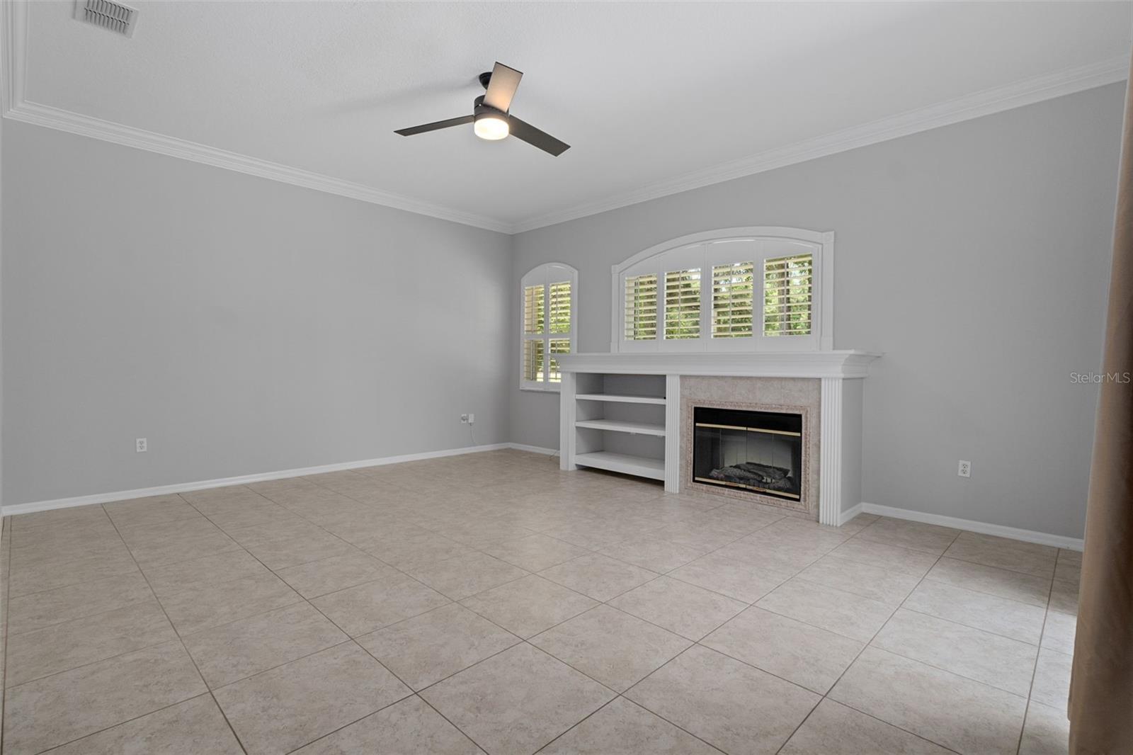 HERNANDO OAKS PH 1 - Residential