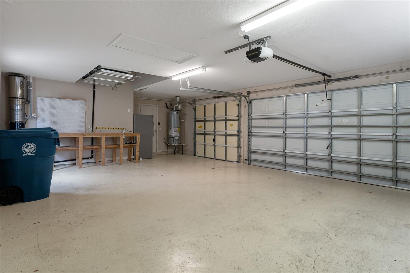 HERNANDO OAKS PH 1 - Residential