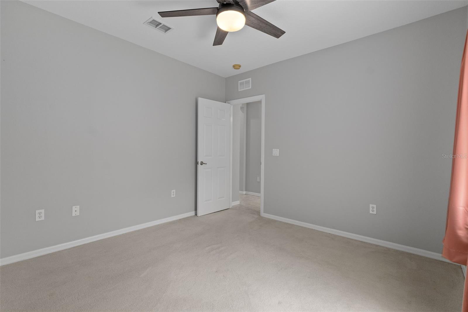 HERNANDO OAKS PH 1 - Residential