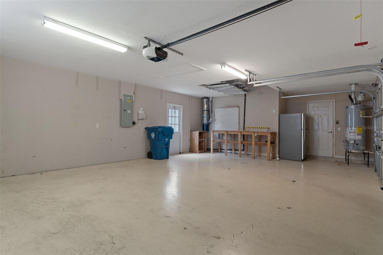 HERNANDO OAKS PH 1 - Residential