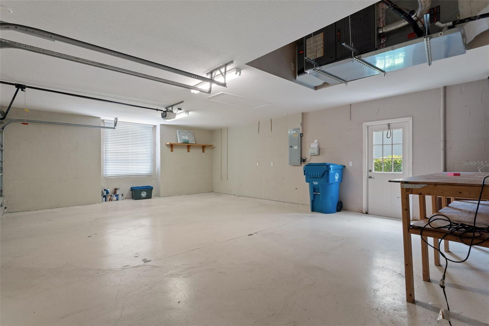 HERNANDO OAKS PH 1 - Residential