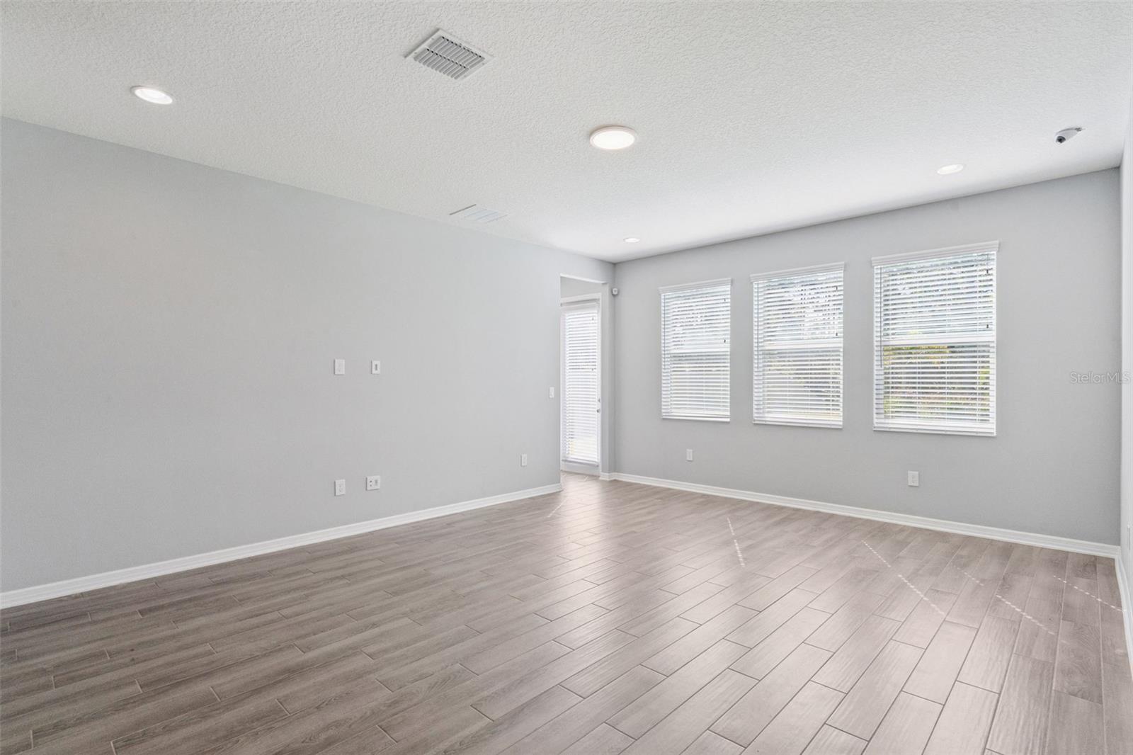 ENCORE/OVATION-PH 3 - Residential