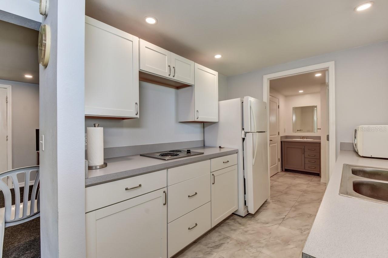 Barber 09-17-34 - Commercial Sale