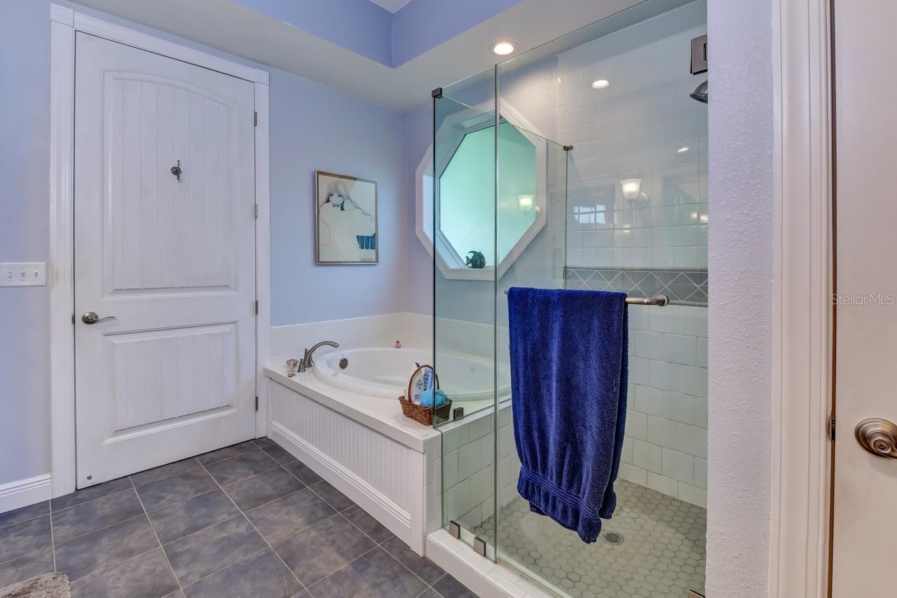 Barber 09-17-34 - Commercial Sale