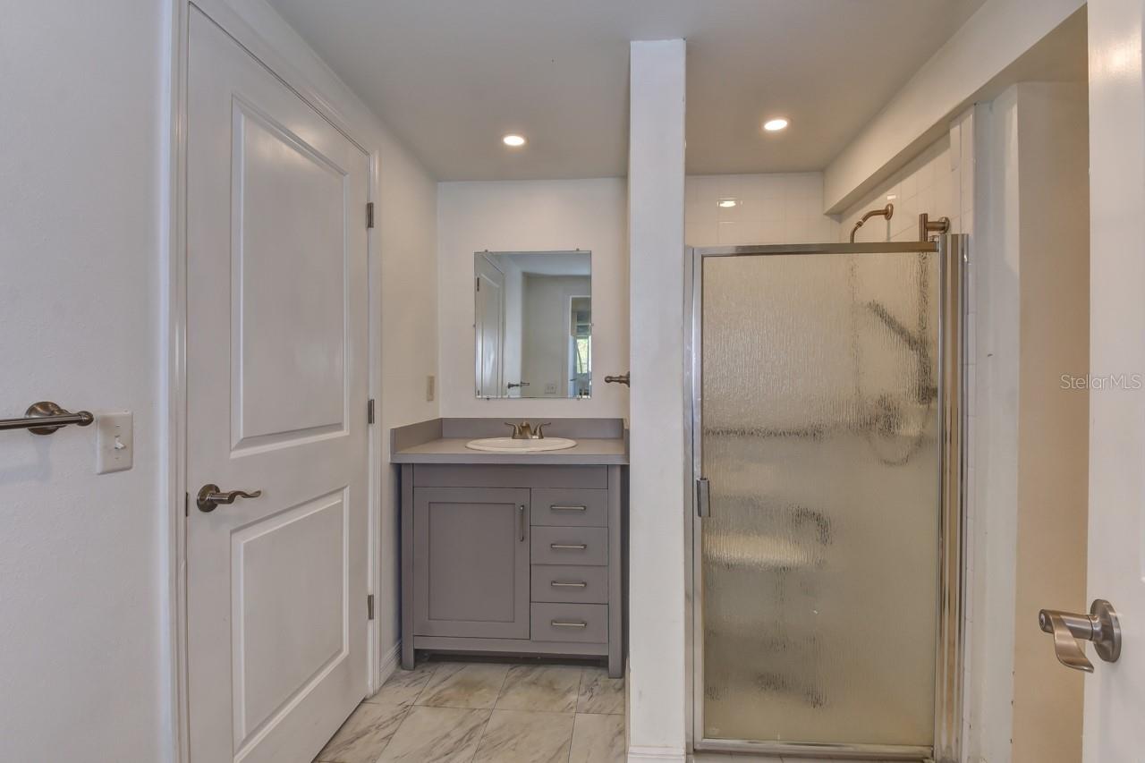 Barber 09-17-34 - Commercial Sale