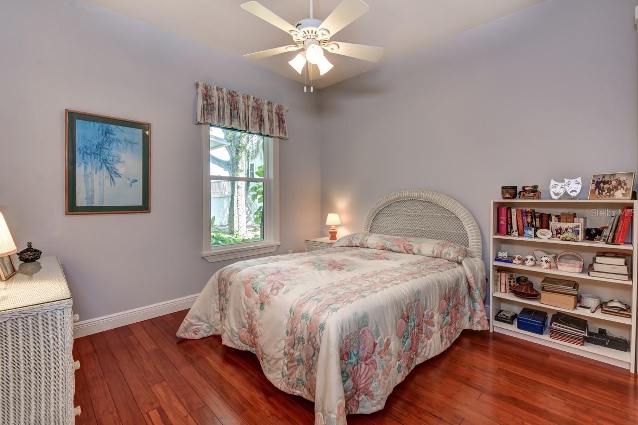 Barber 09-17-34 - Commercial Sale