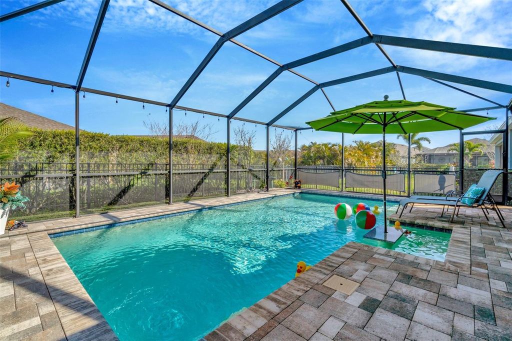 Photo of 7426 Sungold Meadow Court, Apollo Beach, FL 33572 (MLS # TB8349564)