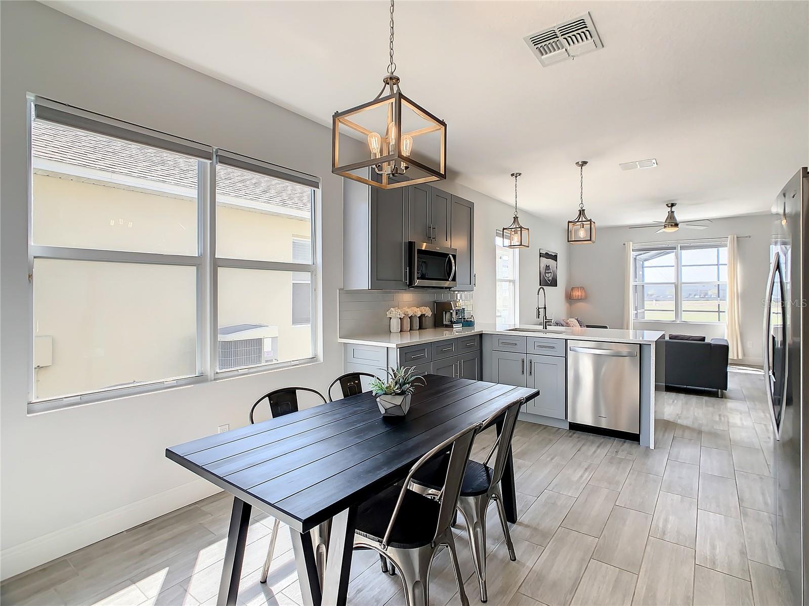 SUNSET RIDGE - Residential