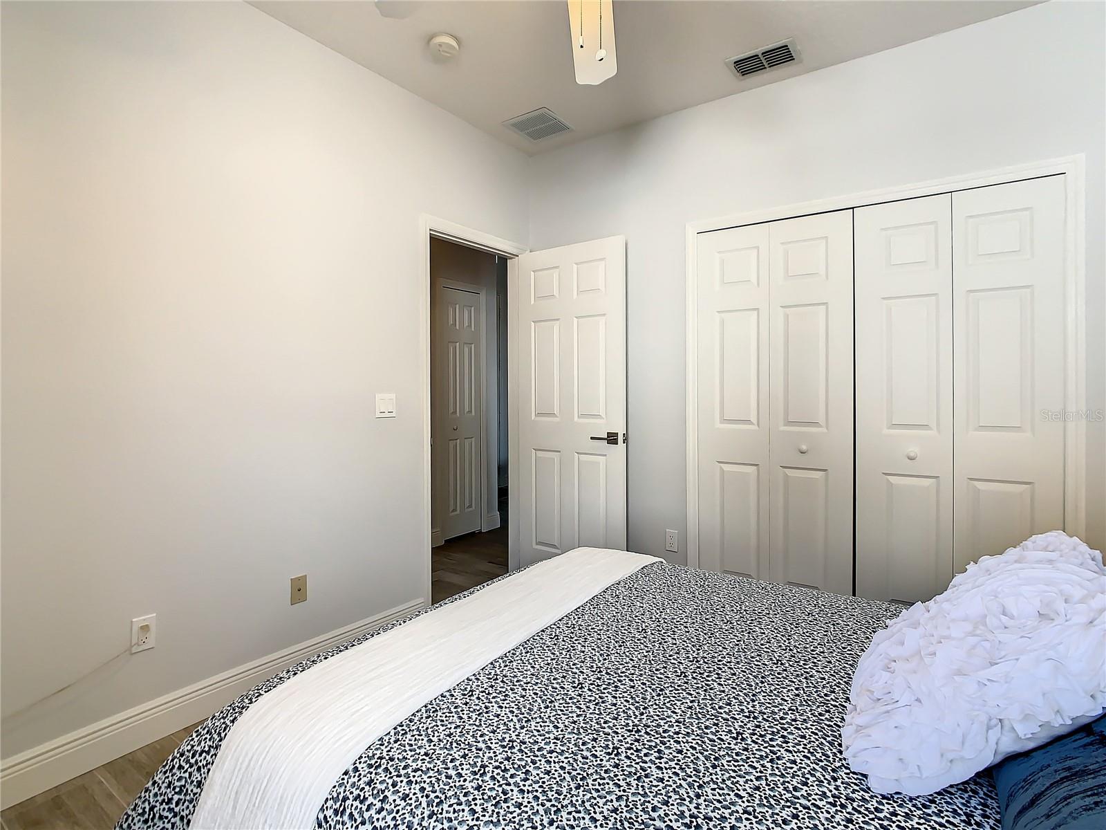 SUNSET RIDGE - Residential