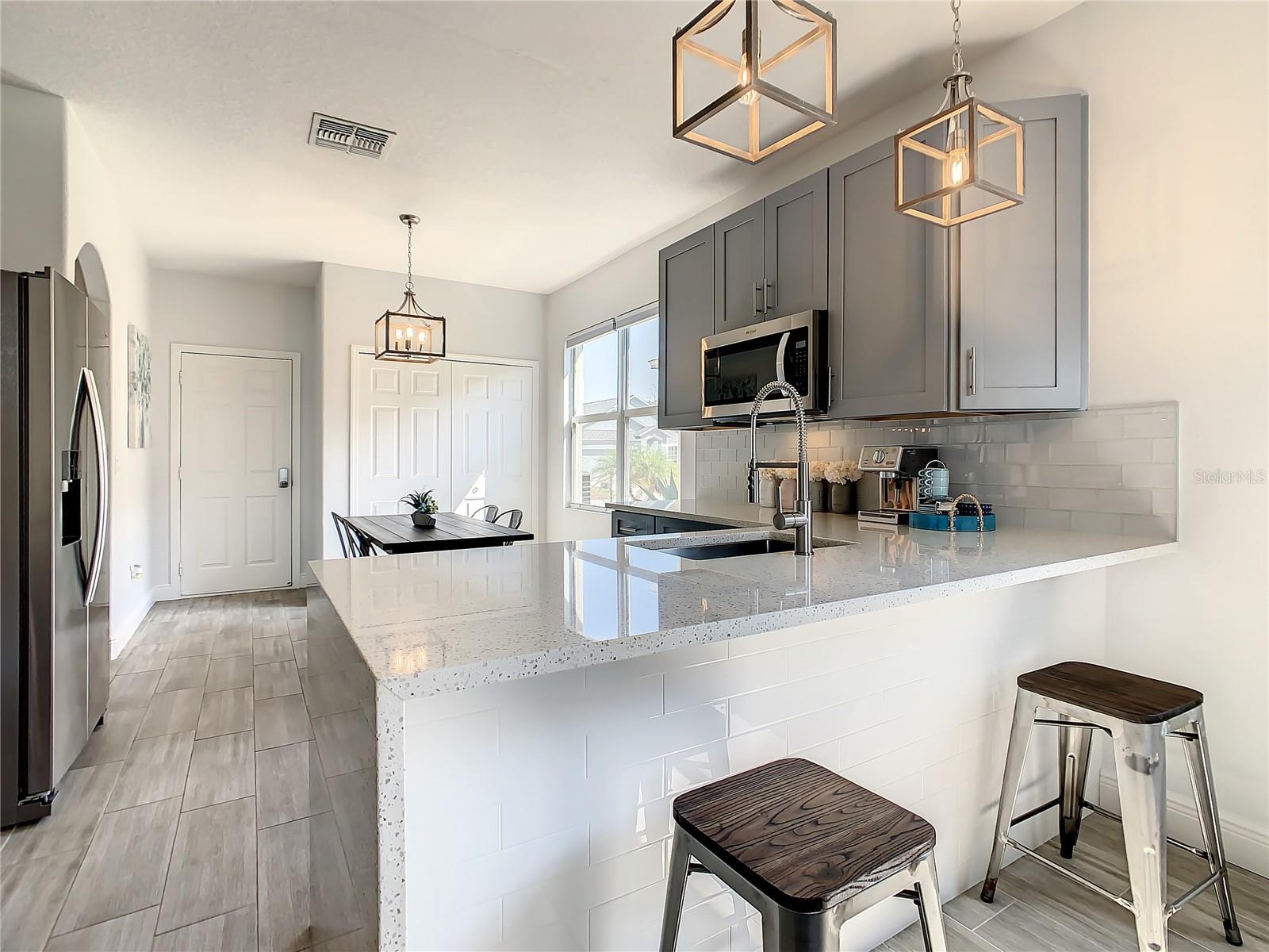 SUNSET RIDGE - Residential