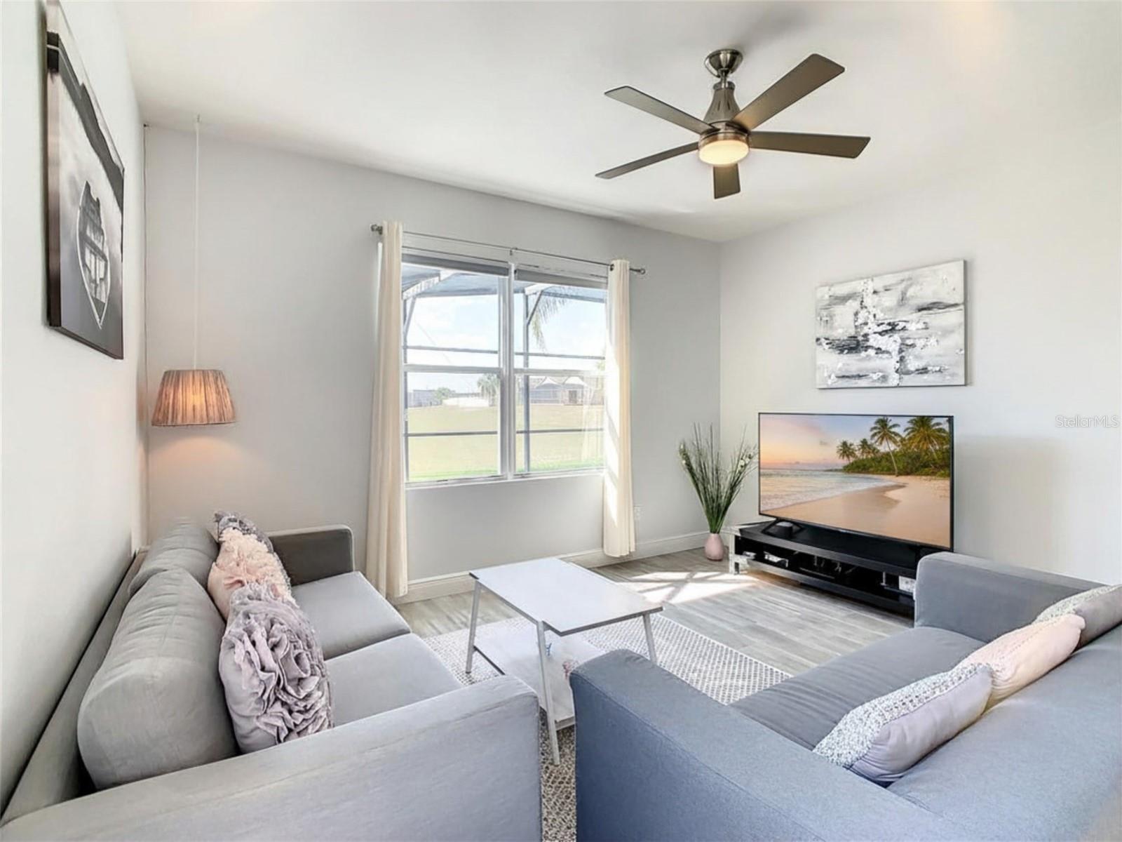 SUNSET RIDGE - Residential