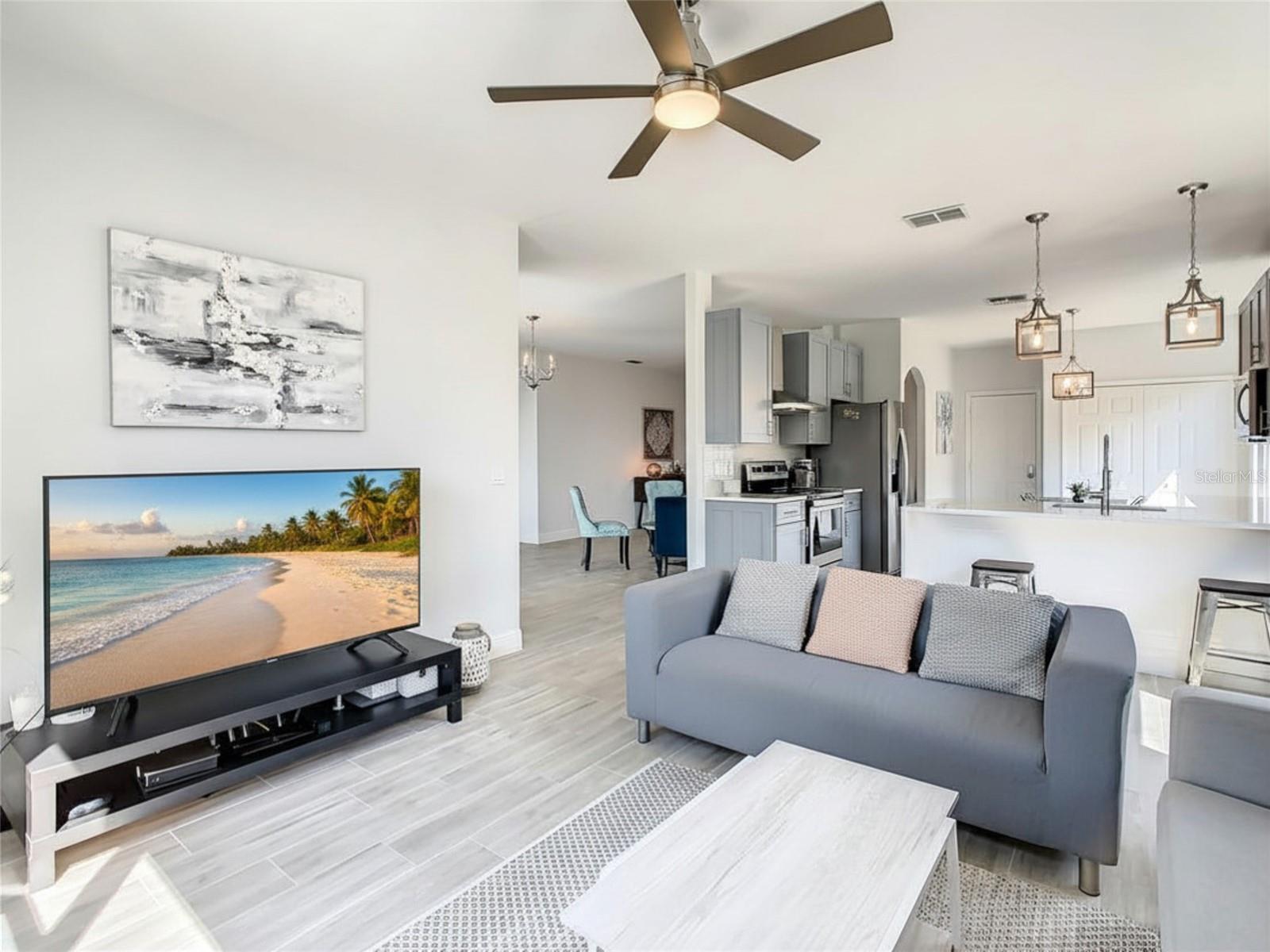 SUNSET RIDGE - Residential