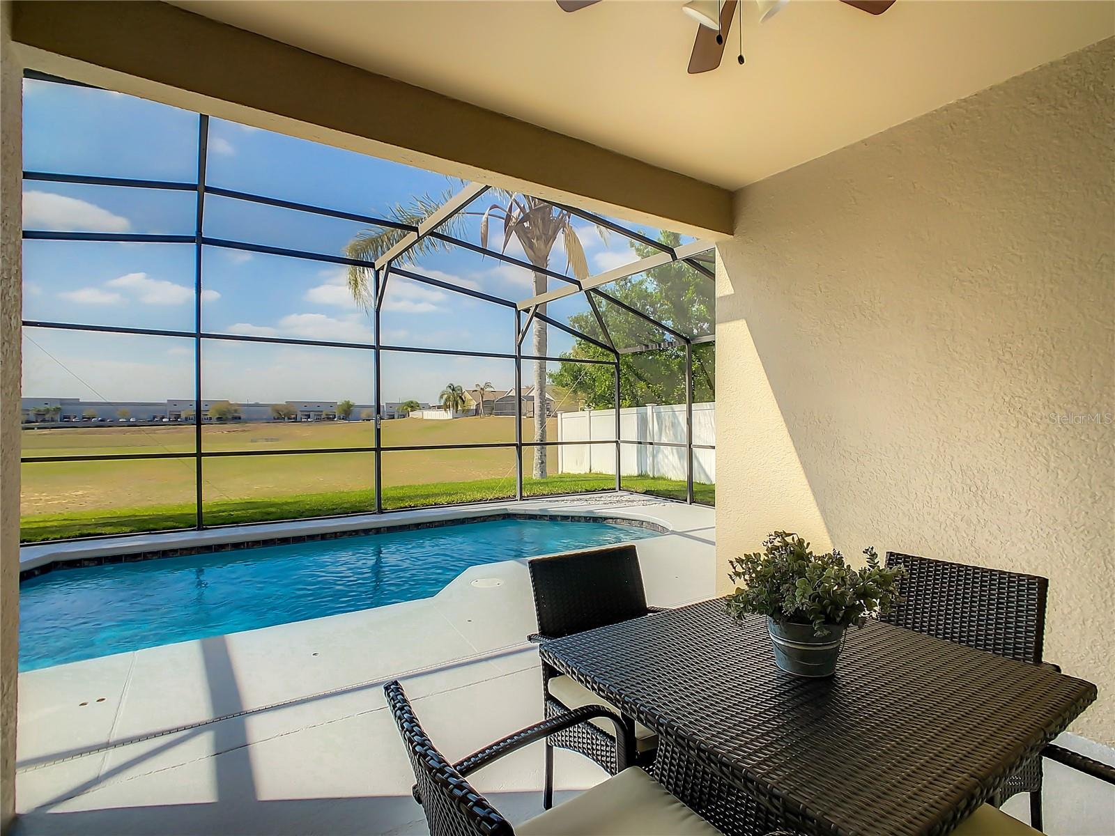 SUNSET RIDGE - Residential