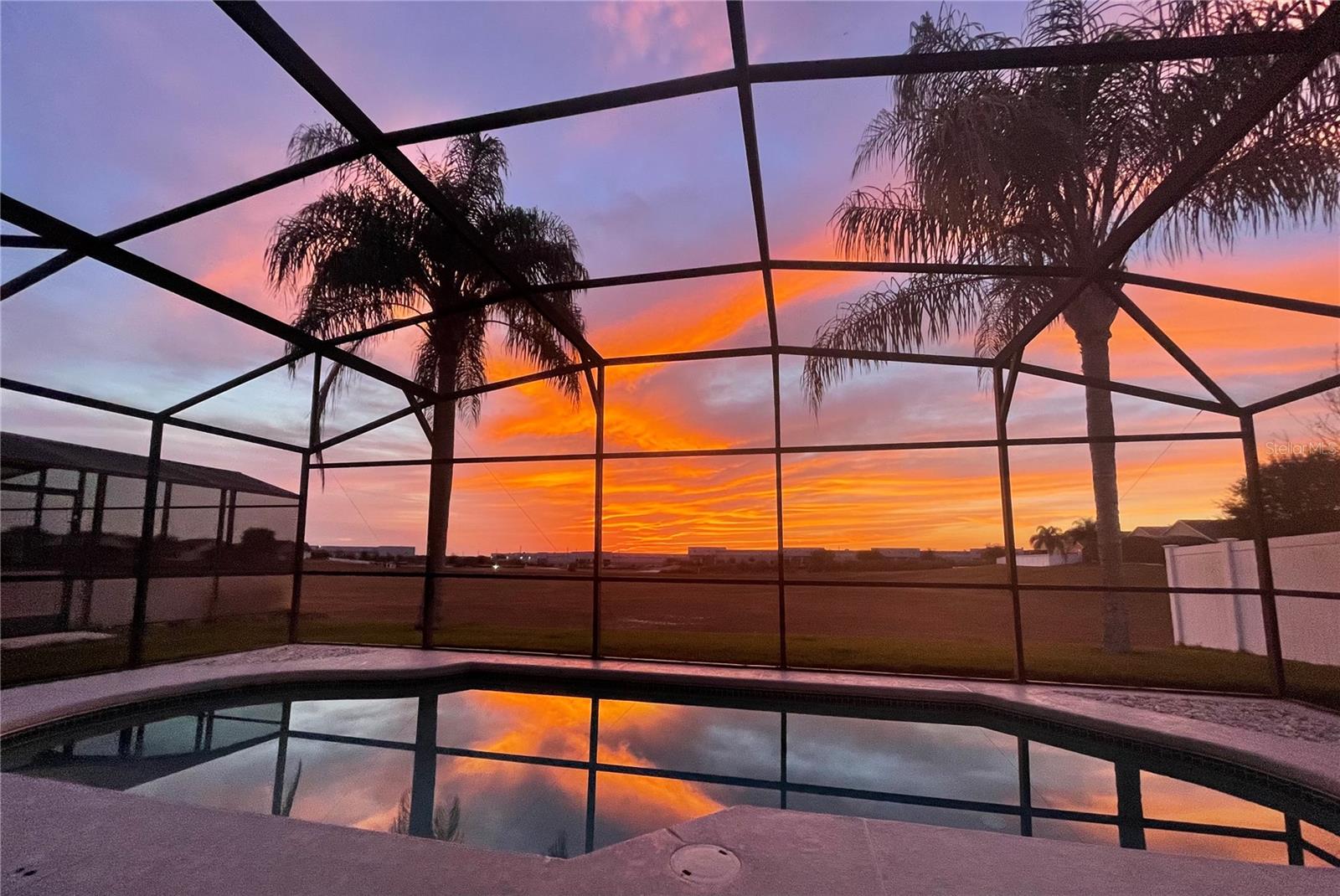 SUNSET RIDGE - Residential