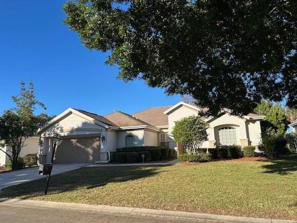 Photo of 13026 SE 97th Terrace Road, Summerfield, FL 34491 (MLS # OM712699)