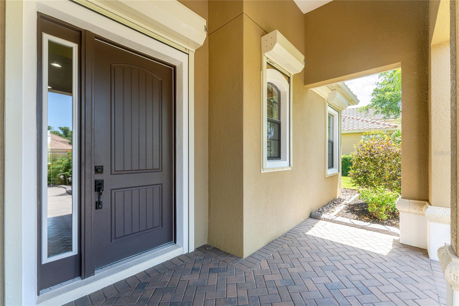 27400 HOLE IN ONE PLACE