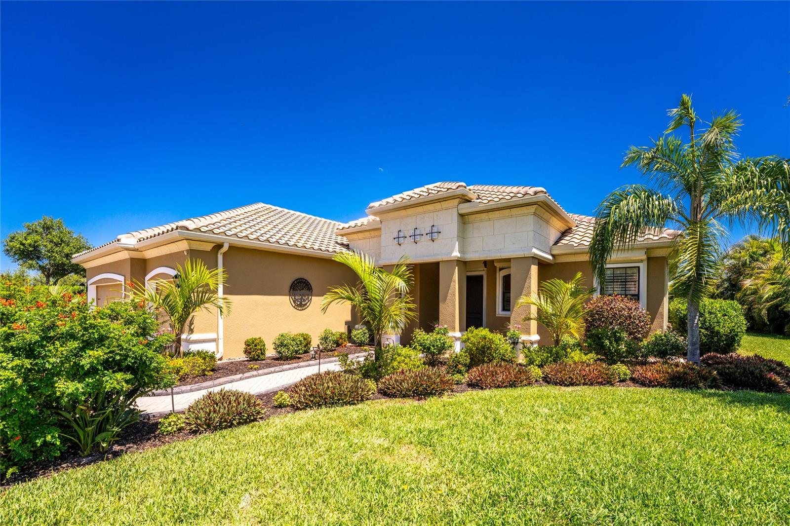 BOCA ROYALE PH 2 & 3 - Residential