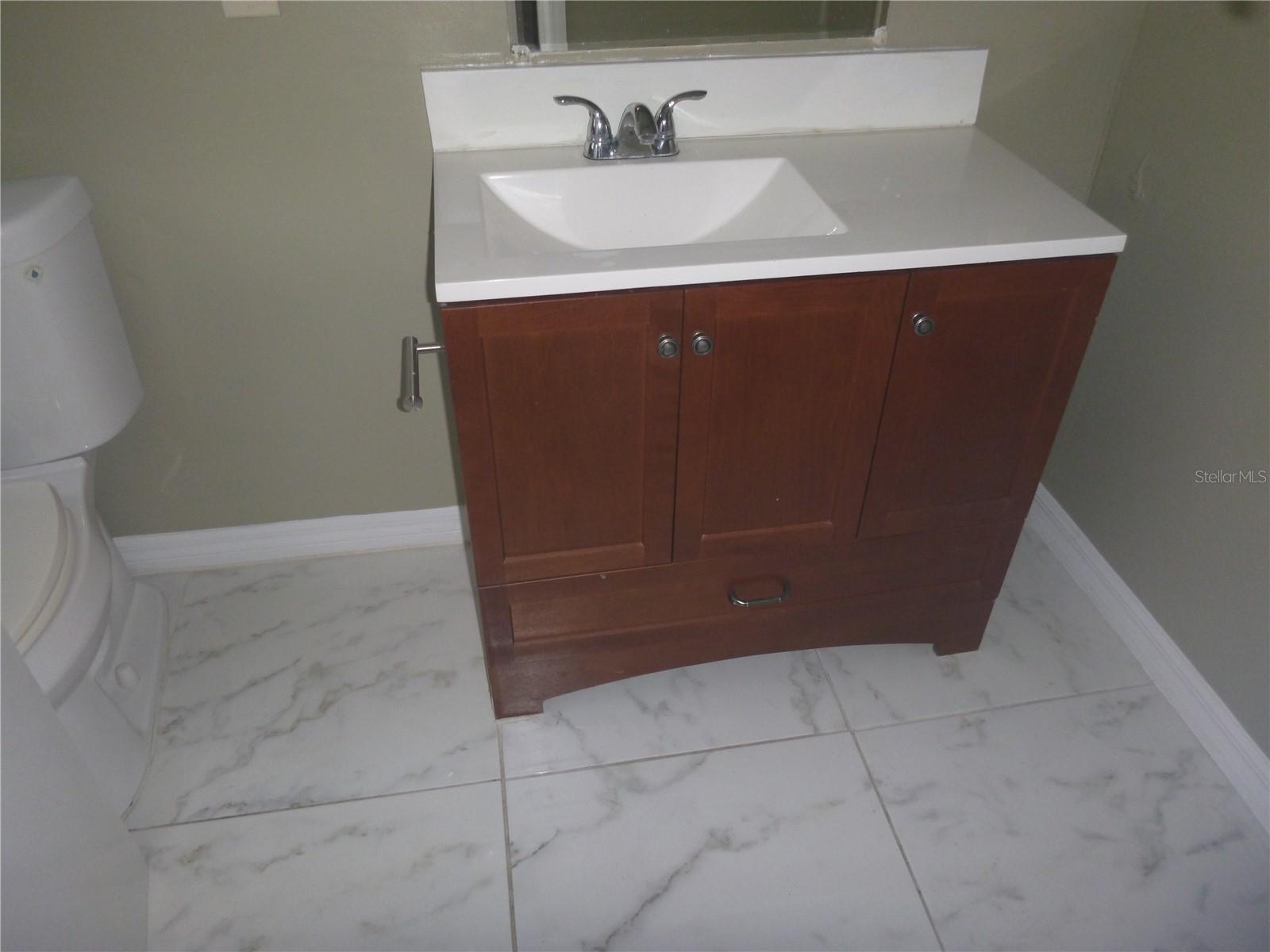 BLOOMINGDALE SEC D UNIT 02 - Residential Lease