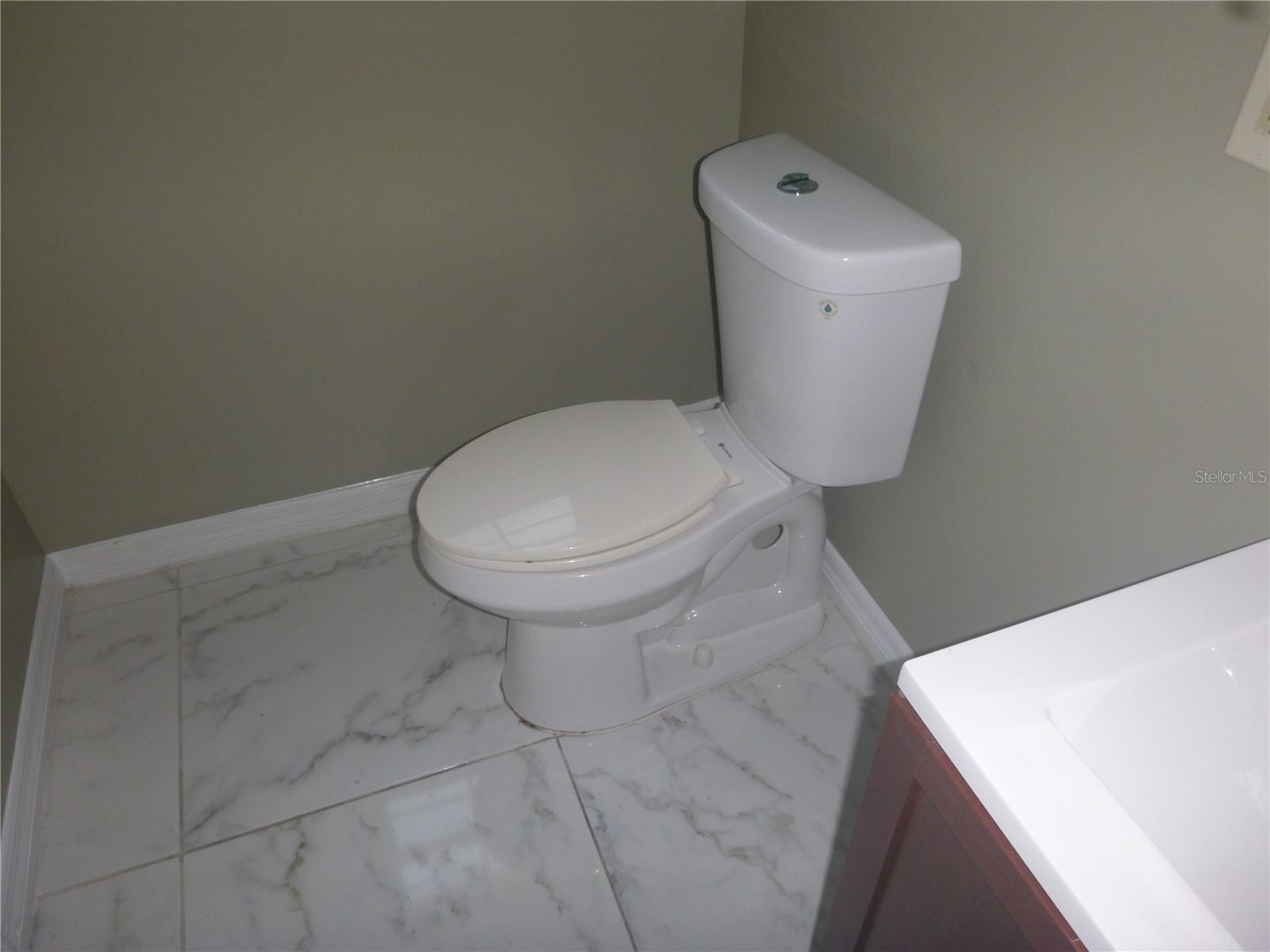 BLOOMINGDALE SEC D UNIT 02 - Residential Lease