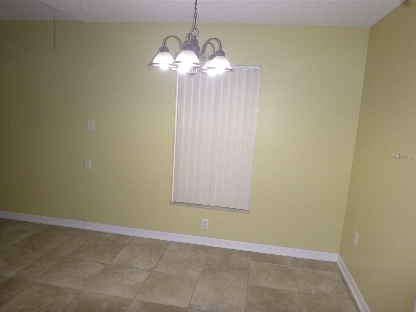 BLOOMINGDALE SEC D UNIT 02 - Residential Lease