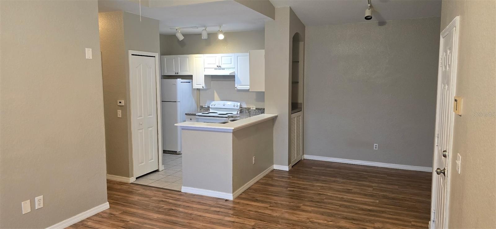 BELLA TERRA BLDG 2 - Residential