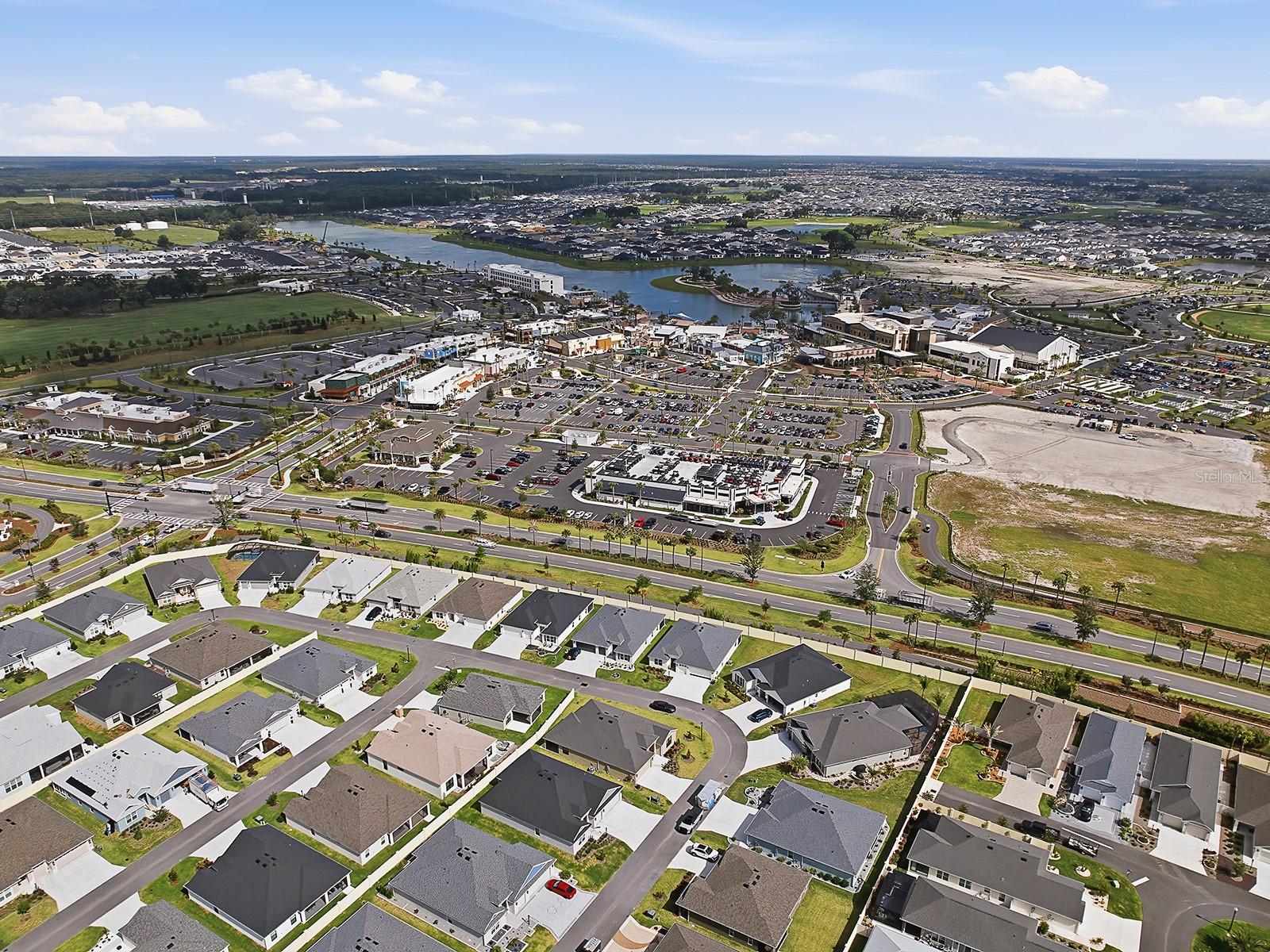 VILLAGES/SOUTHERN OAKS UN 246 - Residential