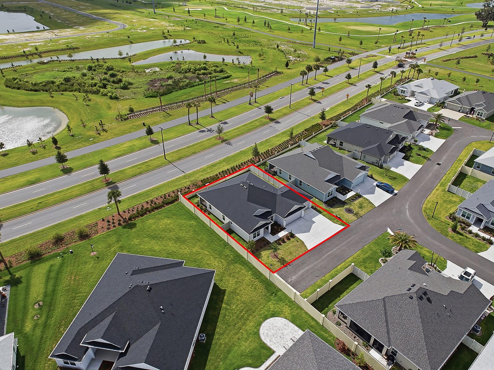 VILLAGES/SOUTHERN OAKS UN 246 - Residential